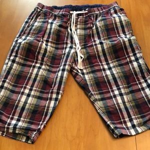 Men’s H&M Large Plaid Shorts.